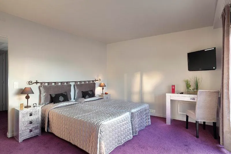 Zenitude Hotel-Residences Le Cannet 4*,  France