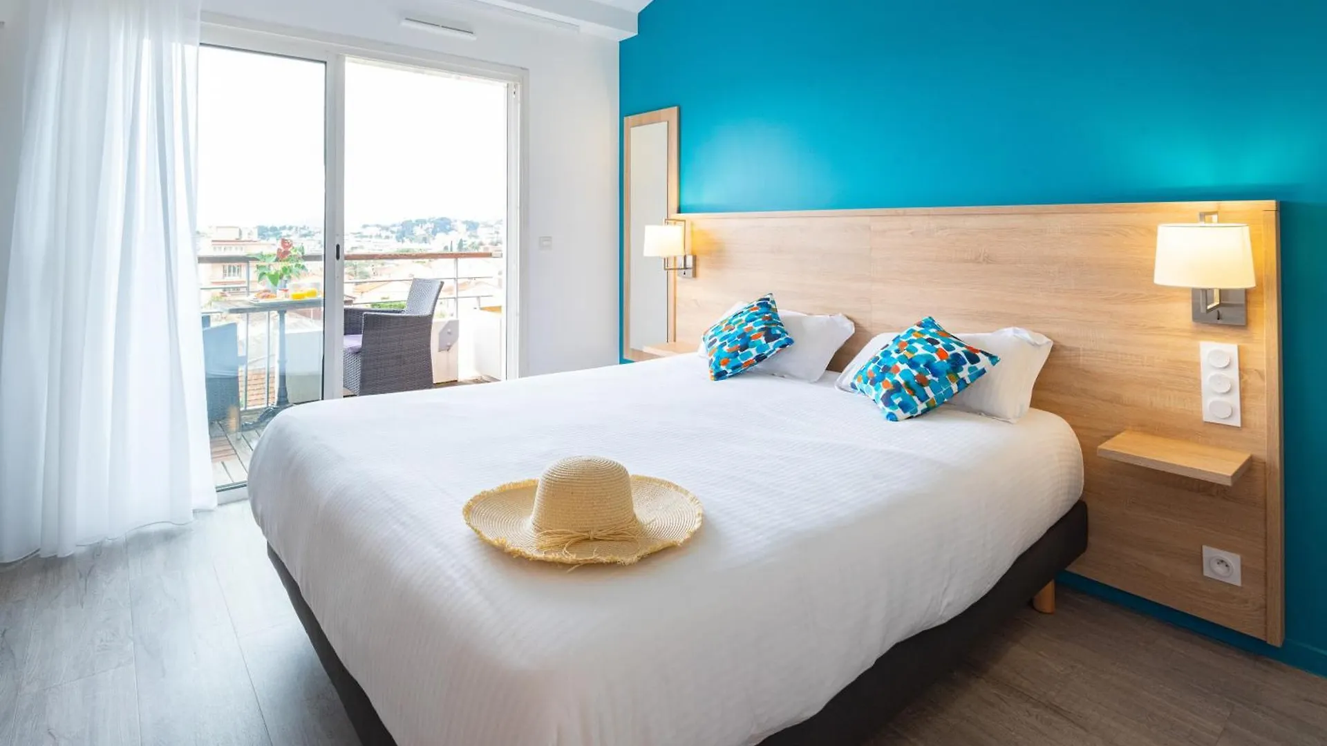 Zenitude Hotel-Residences Le Cannet Aparthotel