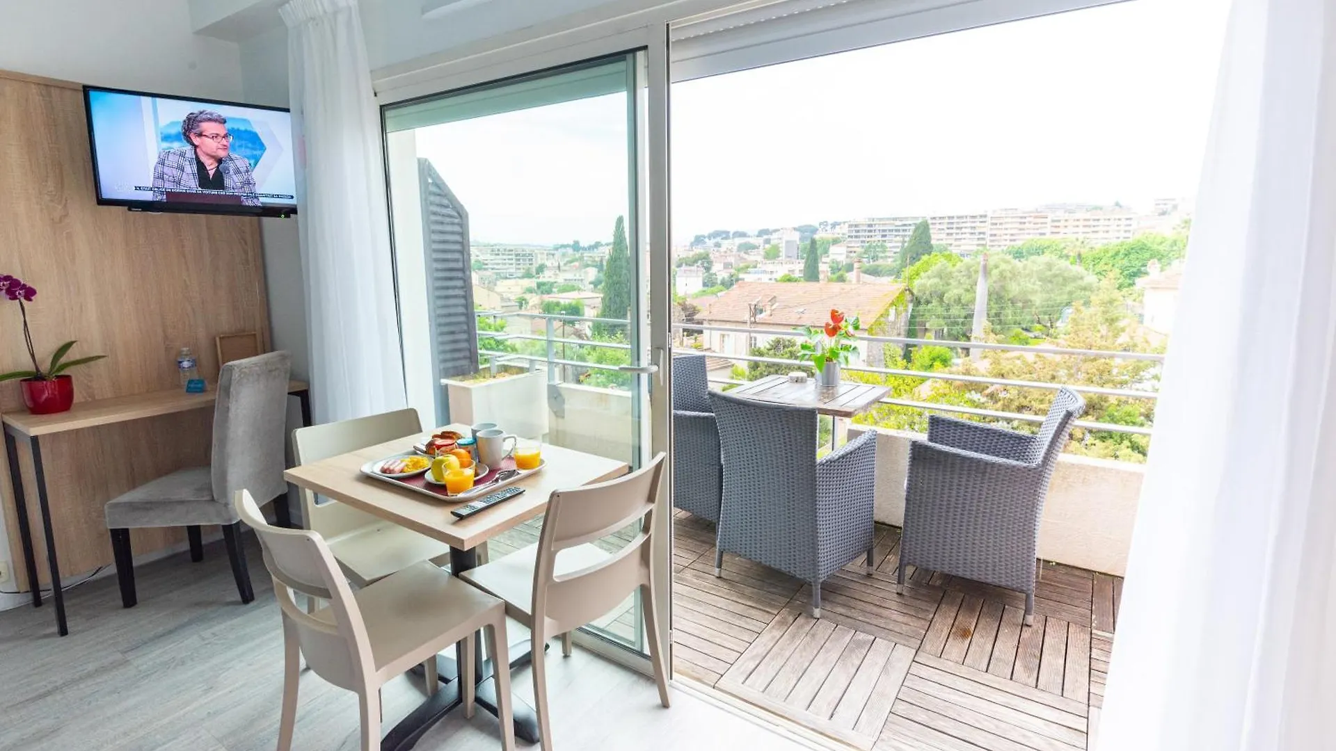 **** Aparthotel Zenitude Hotel-Residences Le Cannet France