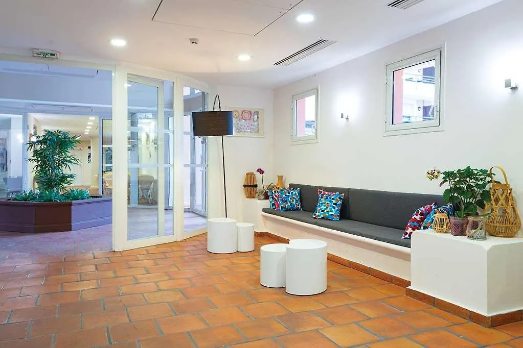 Zenitude Hotel-Residences Le Cannet France