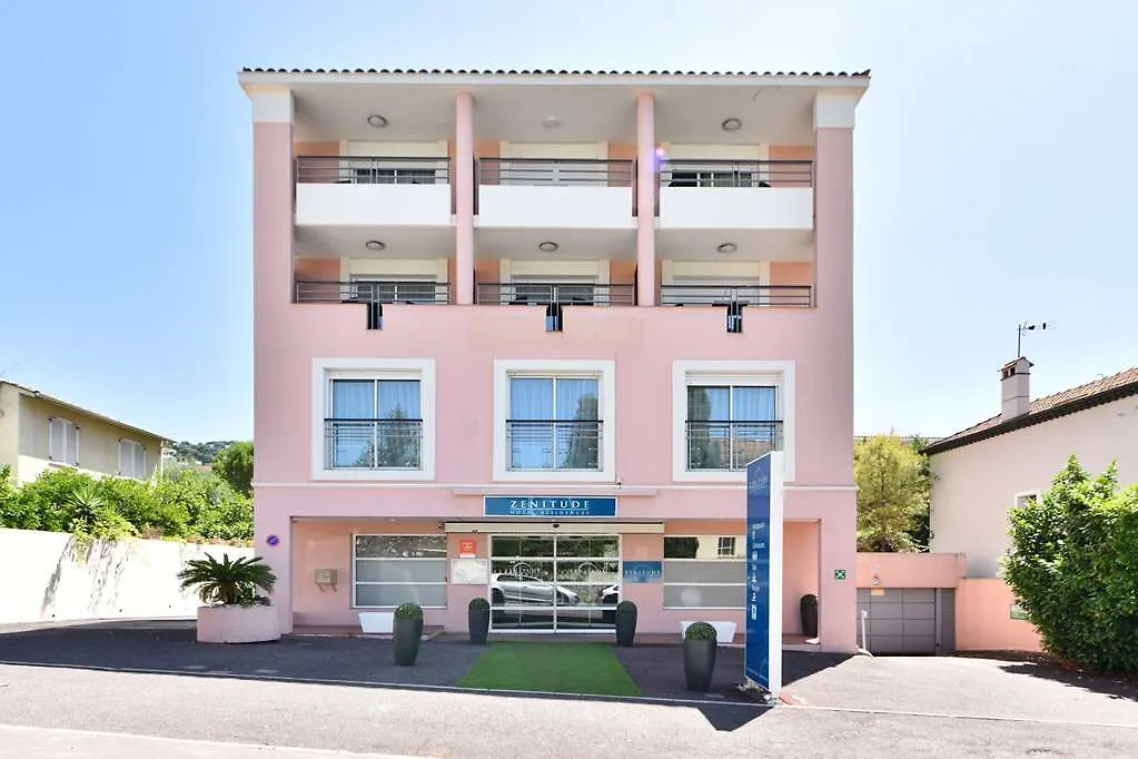 Zenitude Hotel-Residences Le Cannet 4*,  France